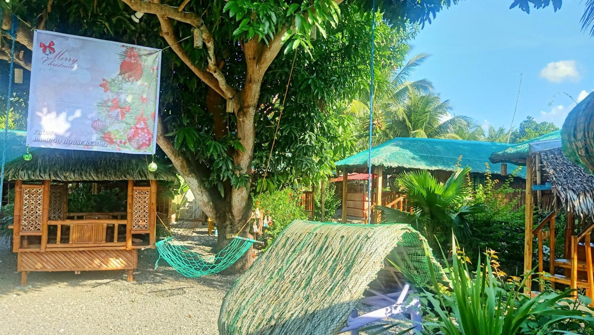 Moalboal Bamboo House / Rooms Quarto foto